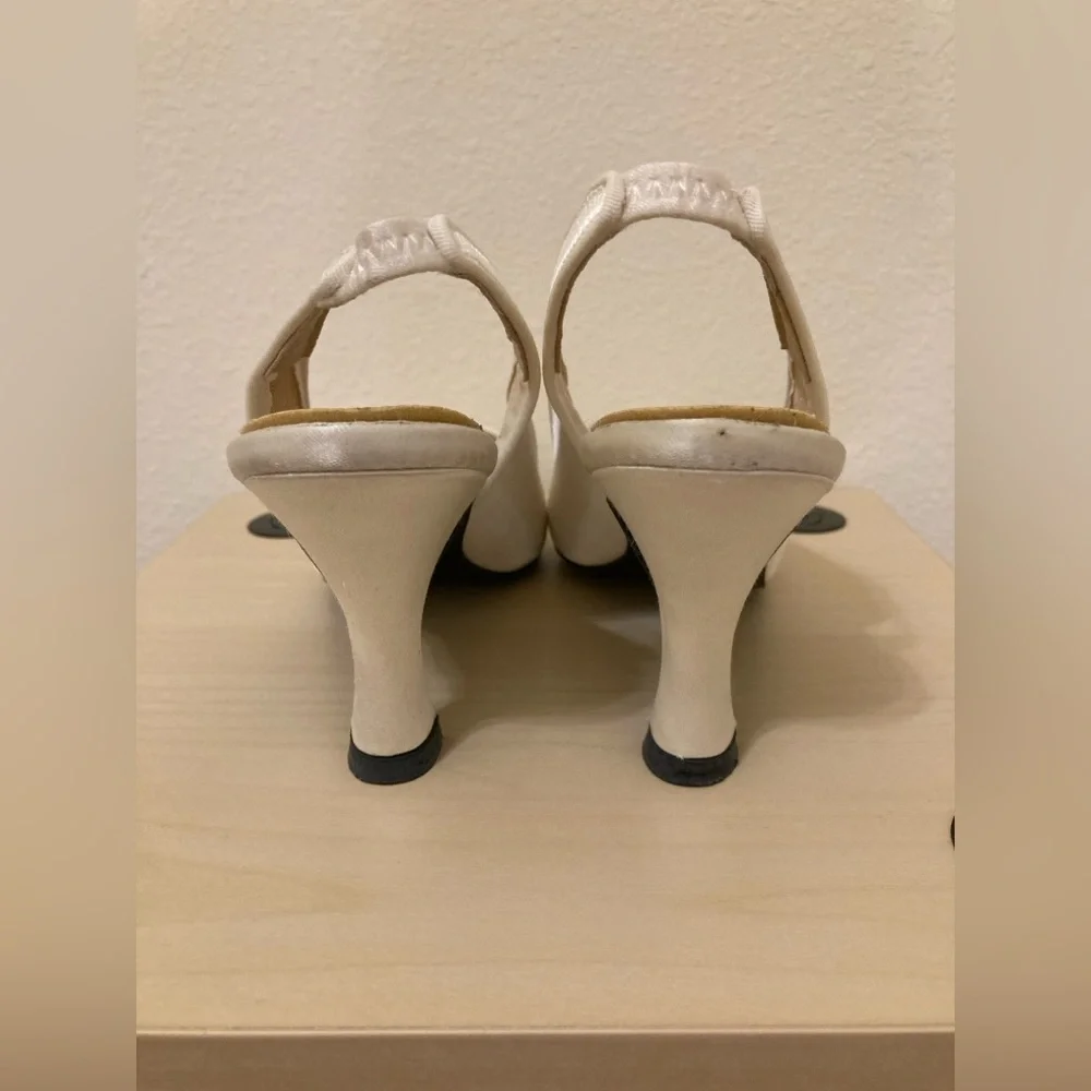 Peacocks Premier Ivory Slingback Heels - Picture 5 of 10
